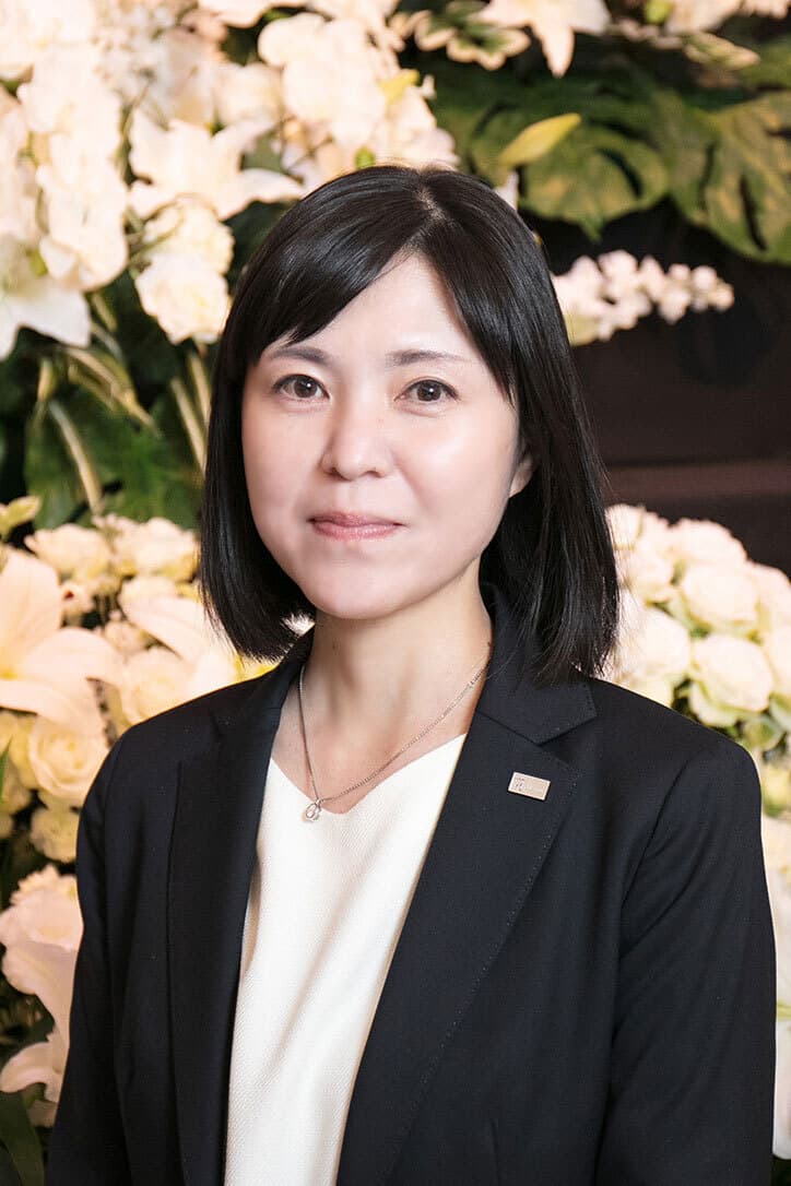 代表取締役曳地礼